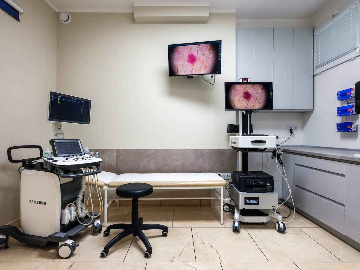 Oncologic ultrasound device